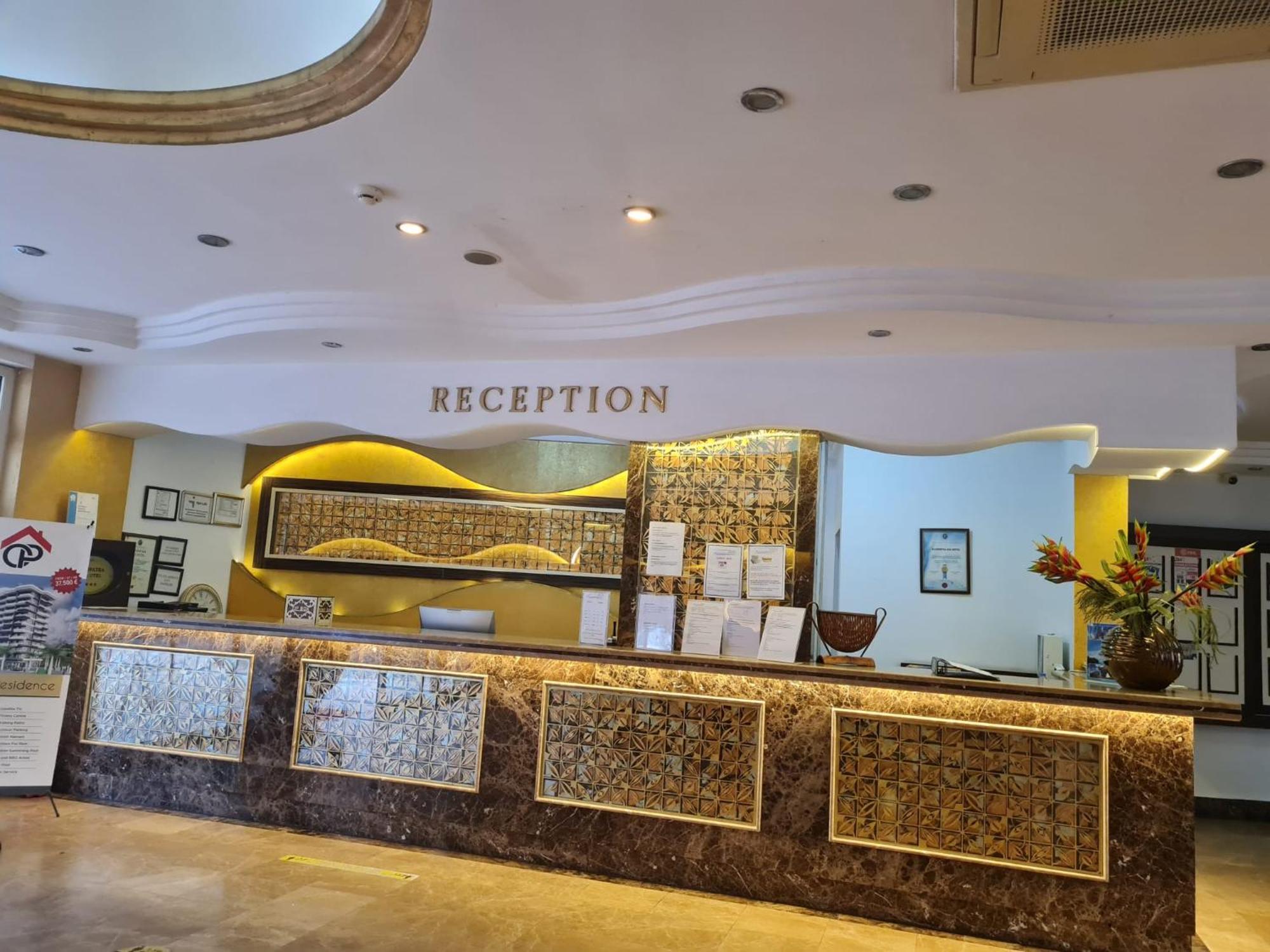 Kleopatra Ada Hotel Alanya Exterior photo
